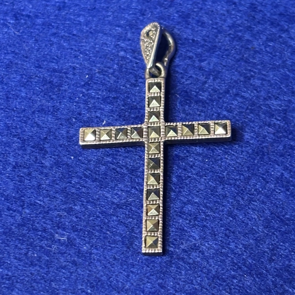 Silver Cross Pendant Faceted Marcasites
